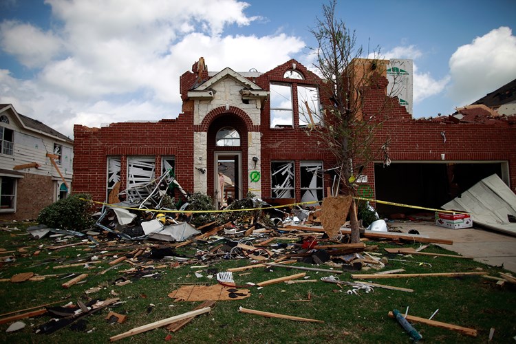 Posljedice tornada u Dallasu (AFP)