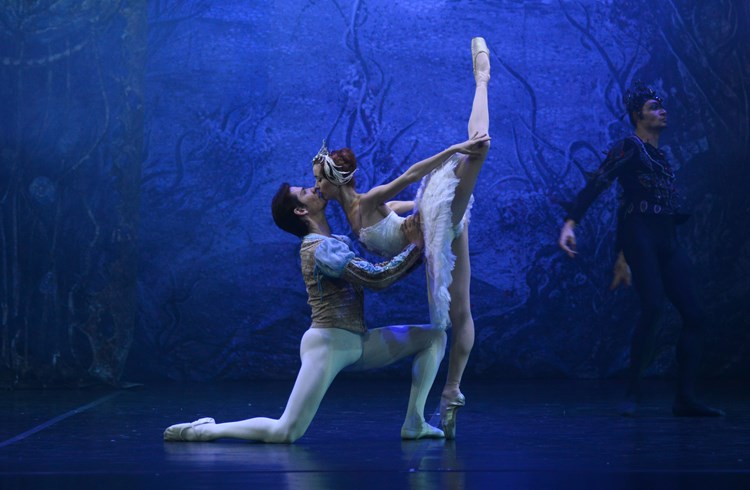 Carski ruski balet s "Labuđim jezerom" u Istarskom narodnom kazalištu (D. ŠTIFANIĆ)