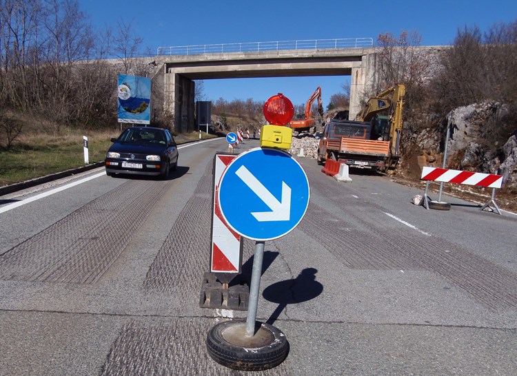 Započela obnova državne ceste kroz Lupoglav (G. ČALIĆ ŠVERKO)