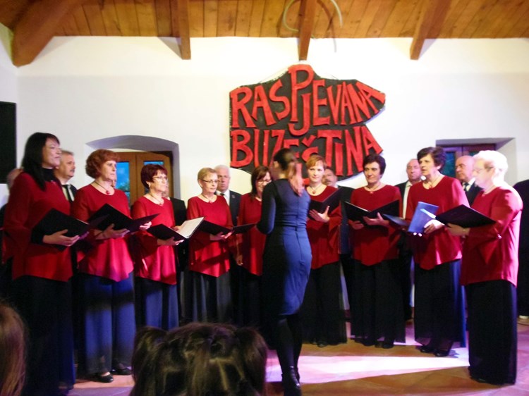 Ročki mješoviti pjevački zbor (G. ČALIĆ ŠVERKO)