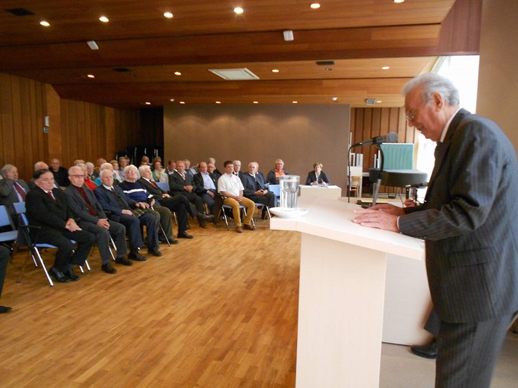 Tomislav Ravnić govori na skupštini istarskih antifašista  Snimio: M. RIMANIC 