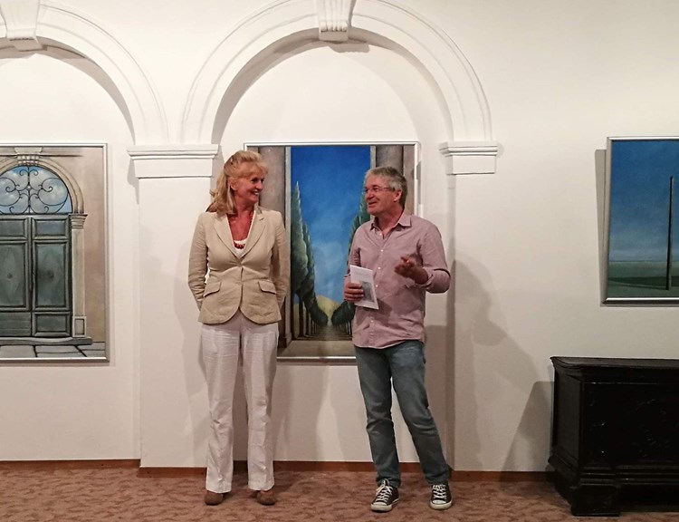Nienke van Eck i Saša Nikolić na otvaranju izložbe
