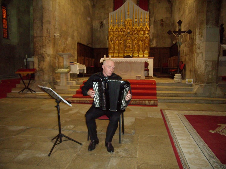 Geir Draugsvoll nastupio je u crkvi sv. Franje (V. B.)