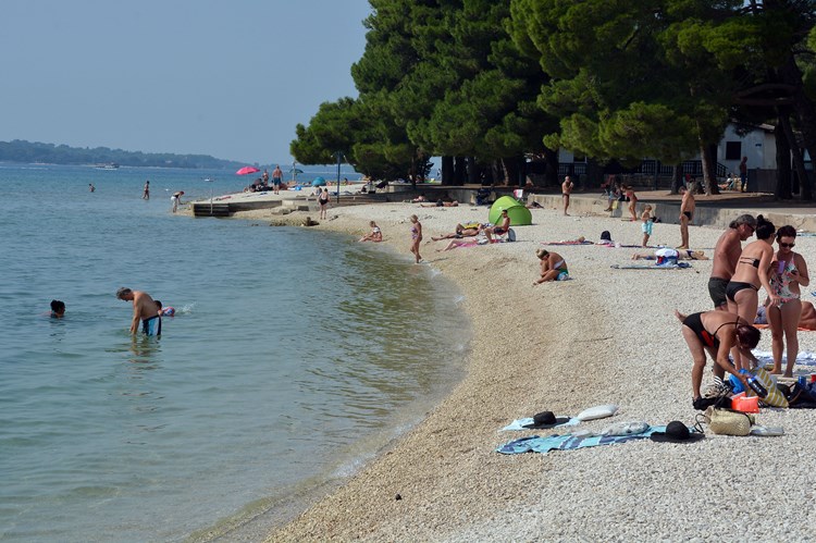 Mještani traže da se plaža izuzme iz obuhvata plana Bi Villagea (Neven LAZAREVIĆ)