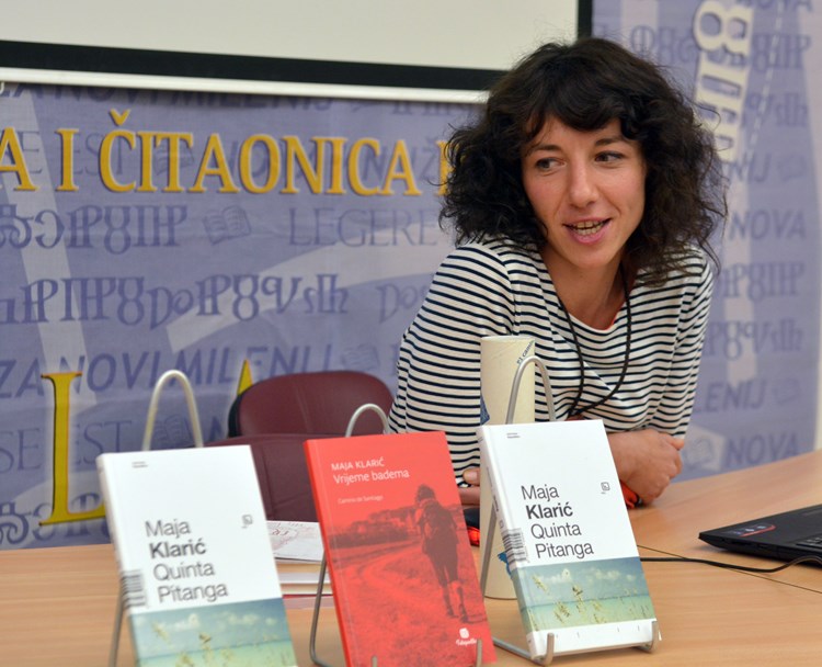 Maja Klarić predstavlja svoje knjige (Neven LAZAREVIĆ)
