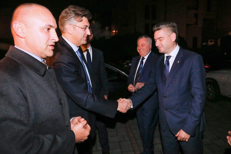 Andrej Plenković sastao se u Pazinu sa županom Valterom Flegom te gradonačelnicima Borisom Miletićem i Renatom Krulčićem