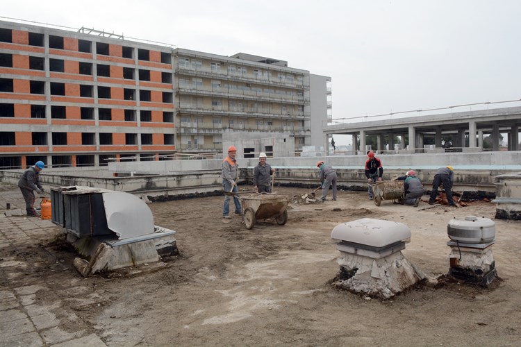 Gradilište nove pulske bolnice (D. MEMEDOVIĆ)