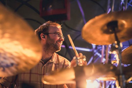 Bubnjar Janko Novoselić (Julien DUVAL)