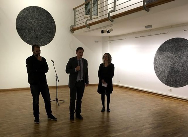 Uz autora na otvaranju izložbe govorila je i voditeljica Gradske galerije Tea Bičić i kustos izložbe Igor Loinjak