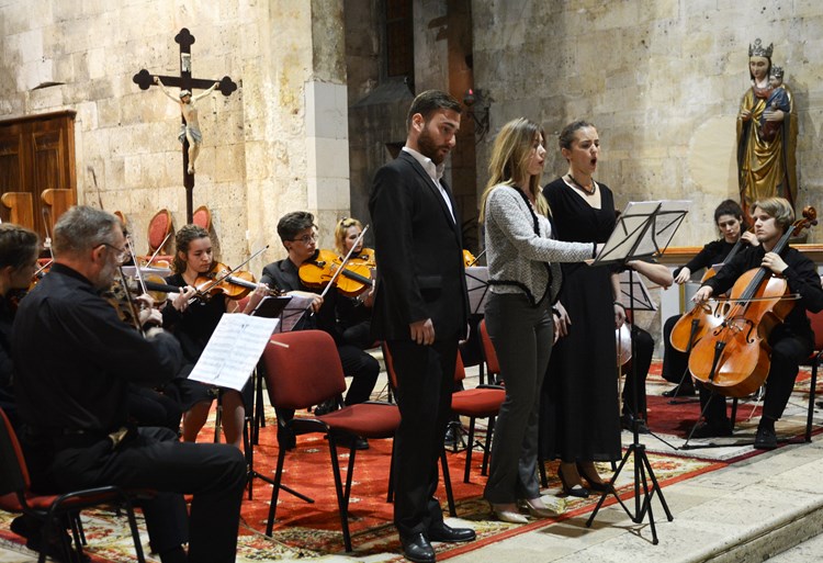 Sopranistice Josipa Bilić i Viktorija Đurđek, bariton Florian Tavić i gudači uvjerljivo izveli Ebnerov "Oratorium" (D. MEMEDOVIĆ