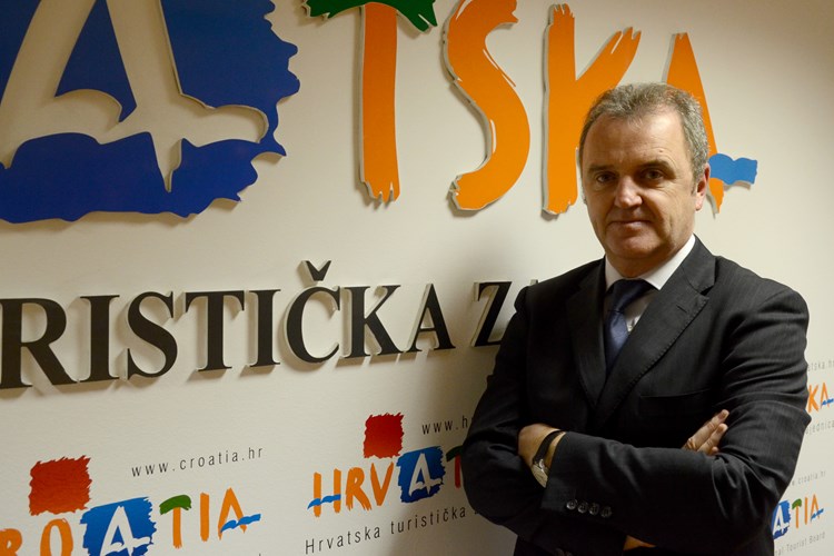 Ministar Veljko Ostojić (M. MIJOŠEK)
