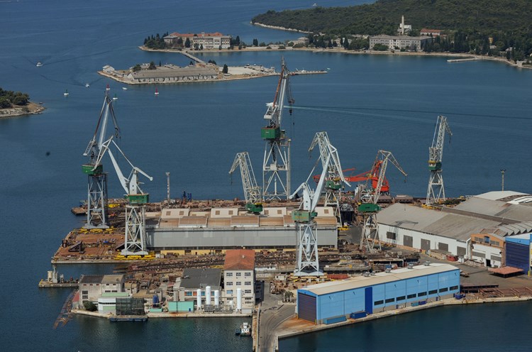 Radnici vlasnici ukupno 71 posto kapitala pulskog brodograđevnog holdinga (M. MIJOŠEK)